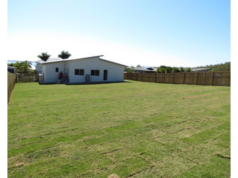 9 Marine Parade, Bowen QLD 4805