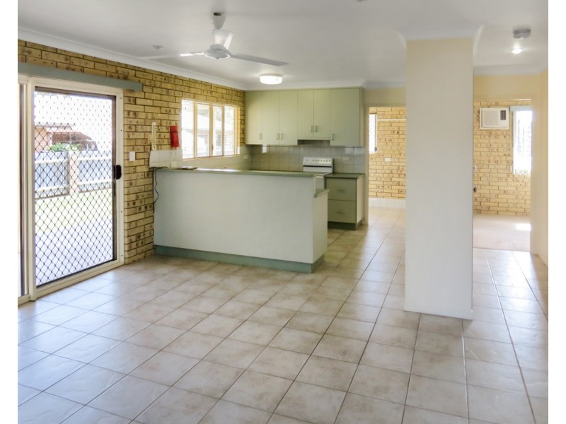 130 Hillview Road, Bowen QLD 4805
