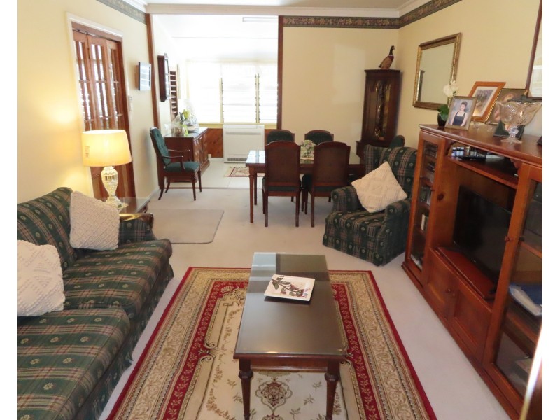 12 Oak Crescent, Bowen QLD 4805