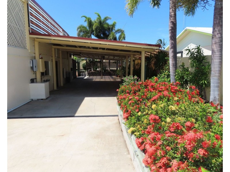 12 Oak Crescent, Bowen QLD 4805