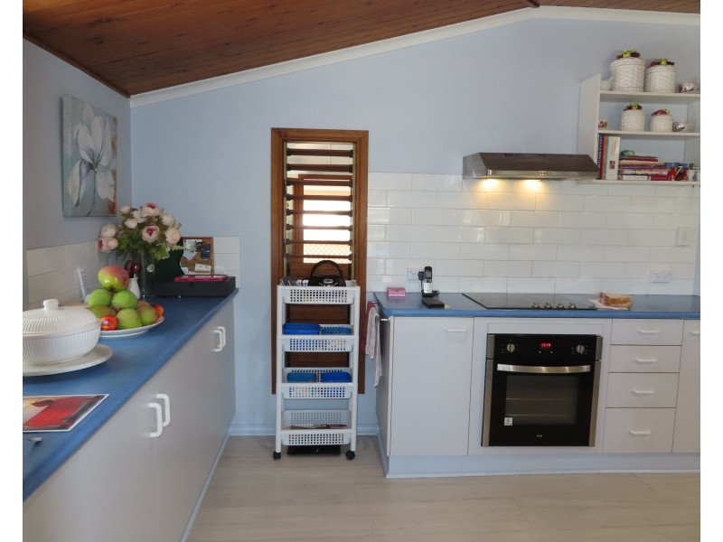 12 Oak Crescent, Bowen QLD 4805