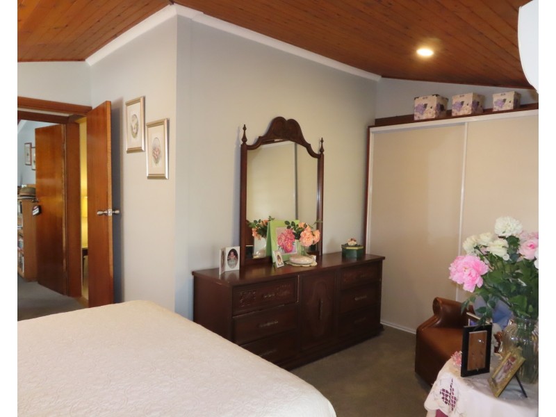 12 Oak Crescent, Bowen QLD 4805