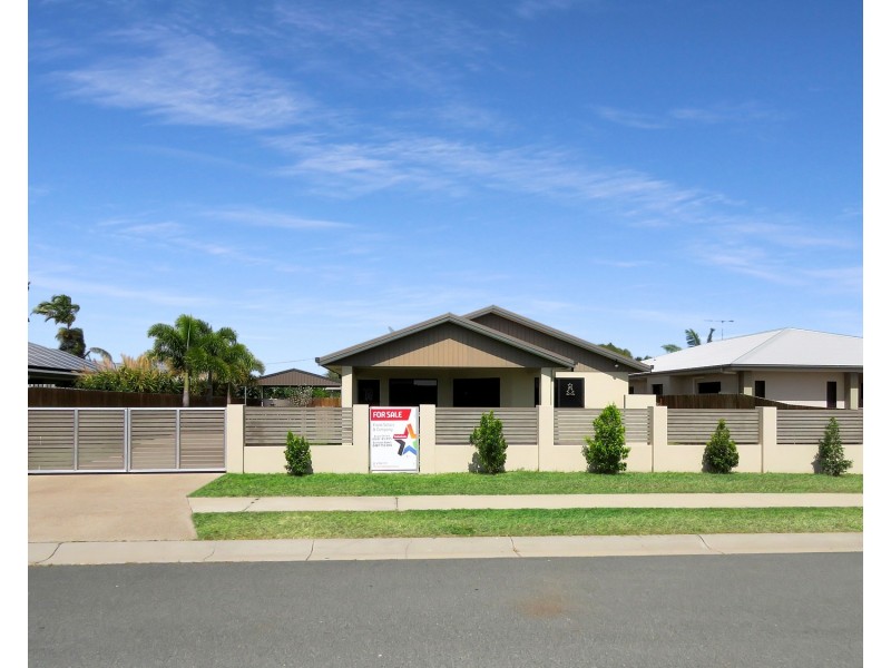 17 Lime Tree Court, Bowen QLD 4805
