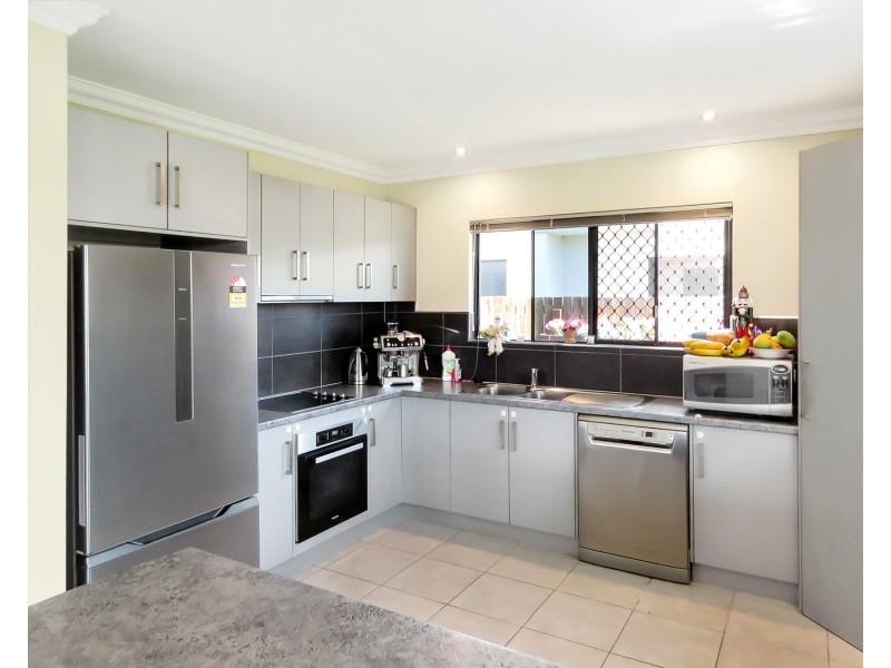 17 Lime Tree Court, Bowen QLD 4805