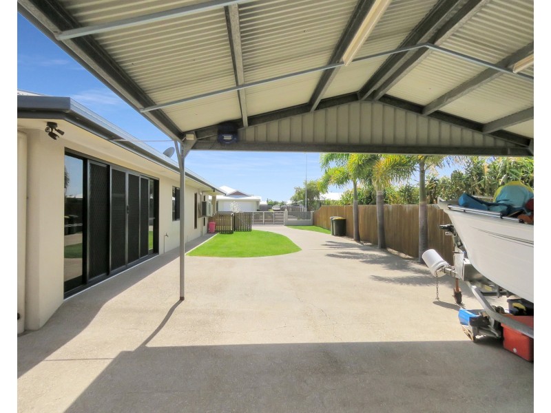 17 Lime Tree Court, Bowen QLD 4805