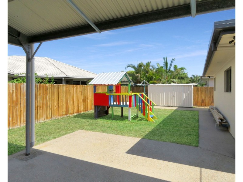 17 Lime Tree Court, Bowen QLD 4805