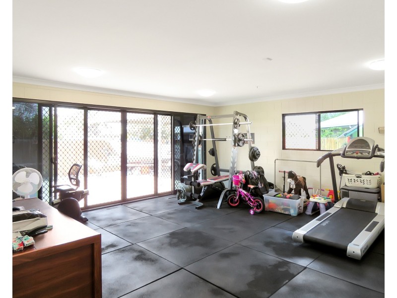 17 Lime Tree Court, Bowen QLD 4805