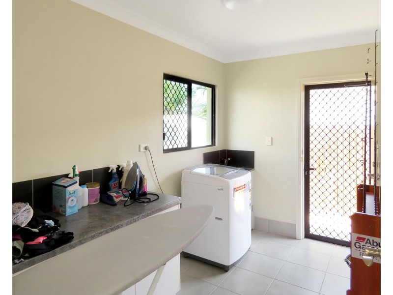 17 Lime Tree Court, Bowen QLD 4805