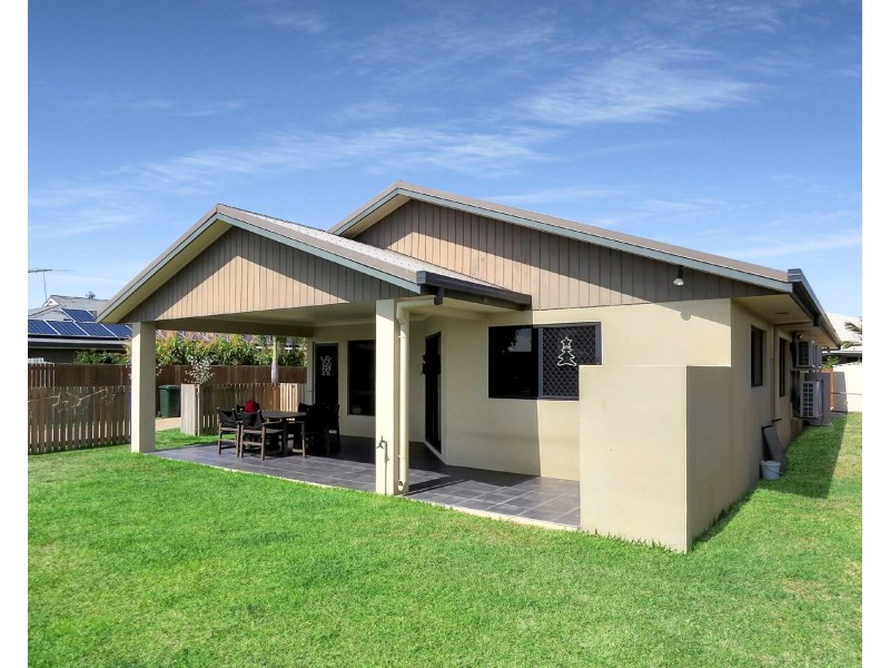 17 Lime Tree Court, Bowen QLD 4805