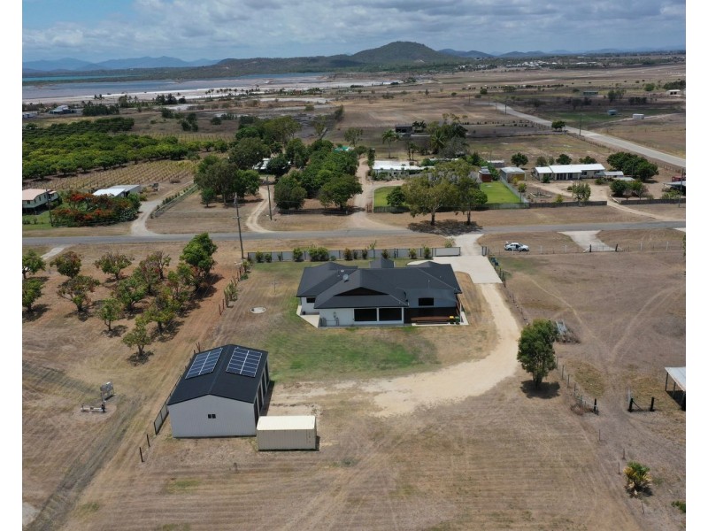 50 Flemington Road, Bowen QLD 4805