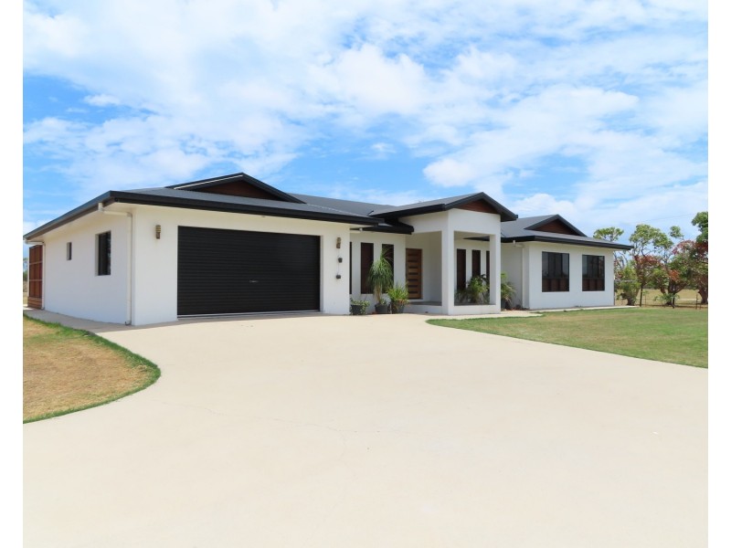 50 Flemington Road, Bowen QLD 4805