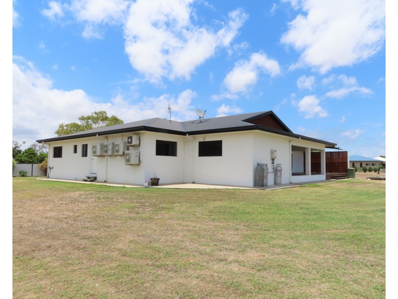 50 Flemington Road, Bowen QLD 4805