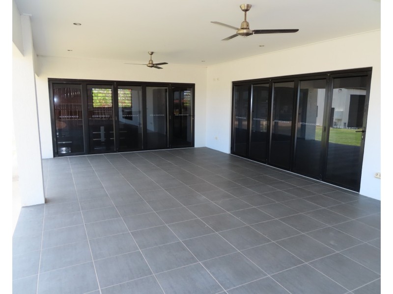 50 Flemington Road, Bowen QLD 4805