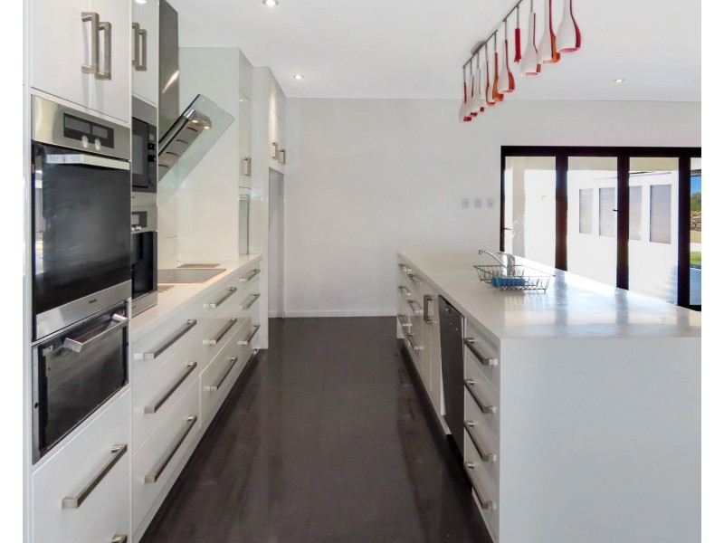 50 Flemington Road, Bowen QLD 4805