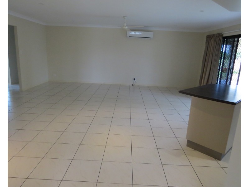 16 Lucinda Place, Bowen QLD 4805