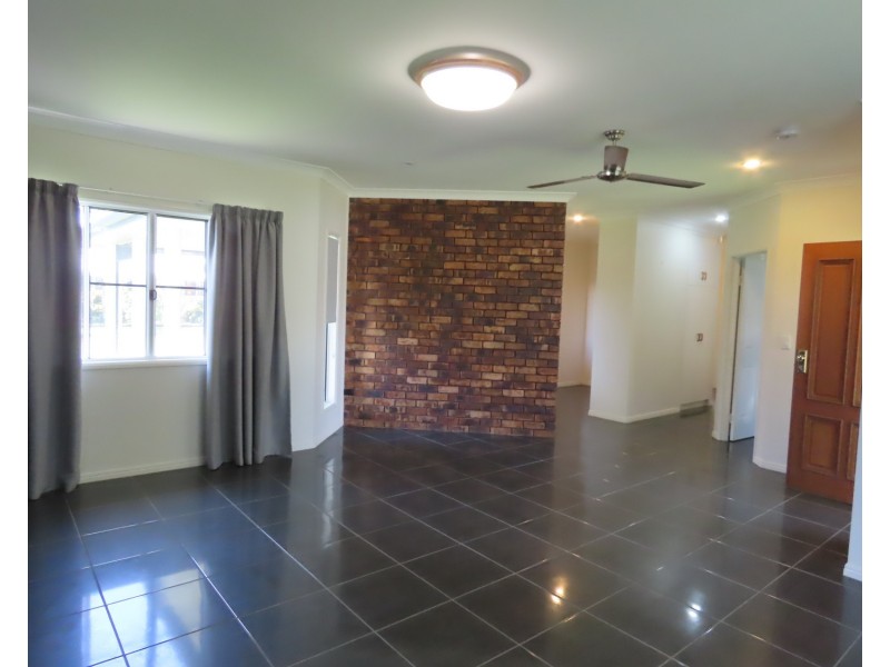 18 Brighton Road, Bowen QLD 4805