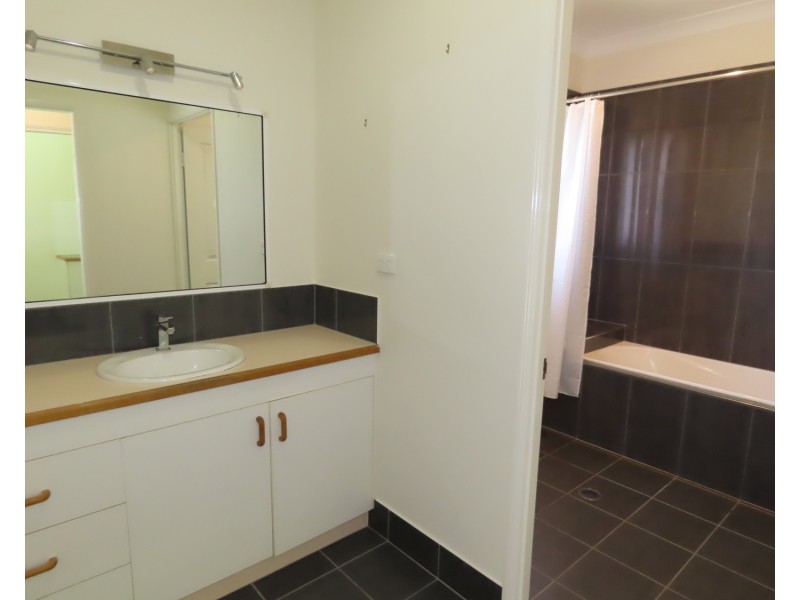 18 Brighton Road, Bowen QLD 4805