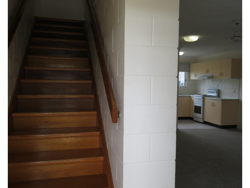 4/108 Herbert Street, Bowen QLD 4805