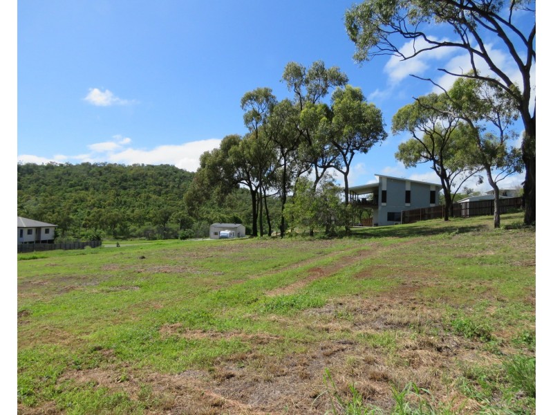120 Oceanview Drive, Bowen QLD 4805