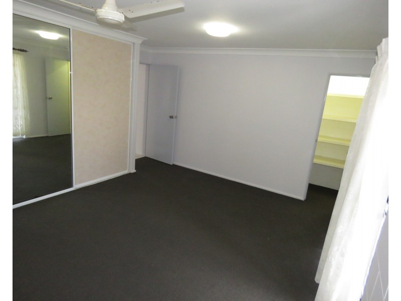 2/108 Herbert Street, Bowen QLD 4805