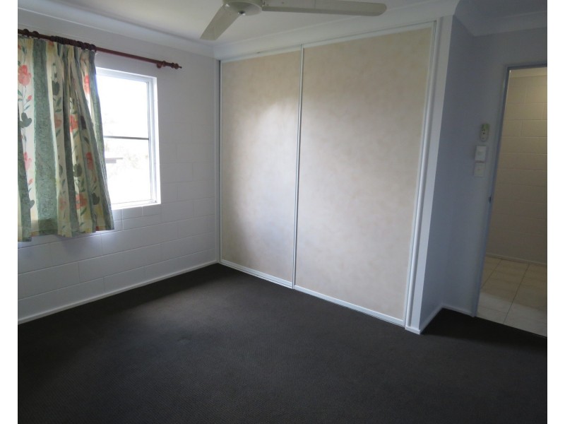 2/108 Herbert Street, Bowen QLD 4805