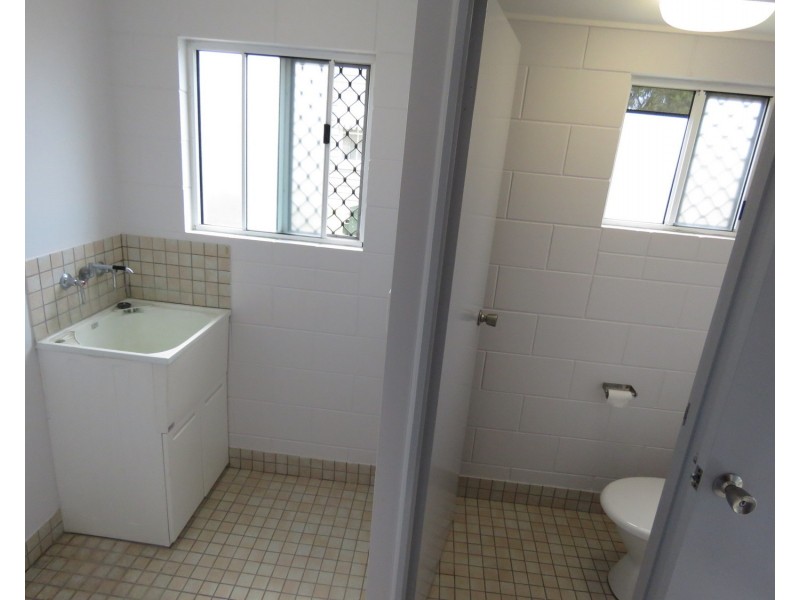 2/108 Herbert Street, Bowen QLD 4805