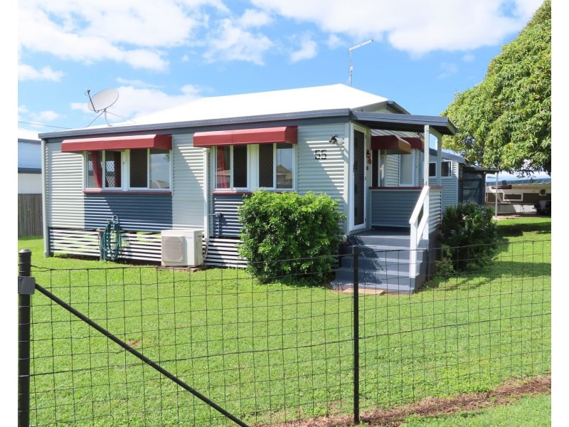55 Whyte Avenue, Bowen QLD 4805