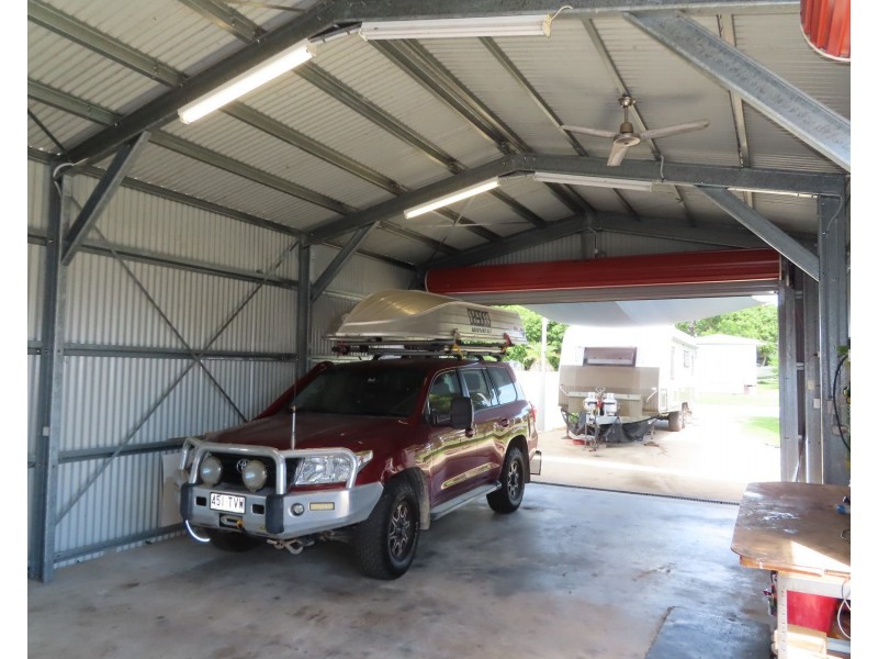 55 Whyte Avenue, Bowen QLD 4805
