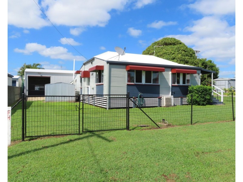 55 Whyte Avenue, Bowen QLD 4805