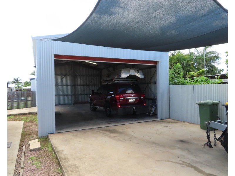 55 Whyte Avenue, Bowen QLD 4805