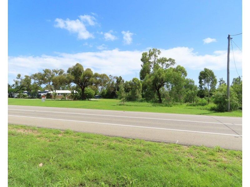 18504 Bruce Highway, Bowen QLD 4805