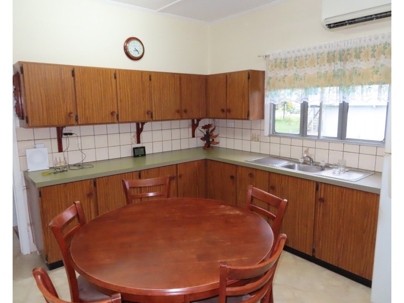 23 Leichhardt Street, Bowen QLD 4805