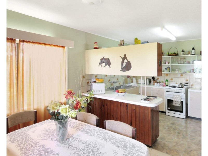 133 Herbert Street, Bowen QLD 4805