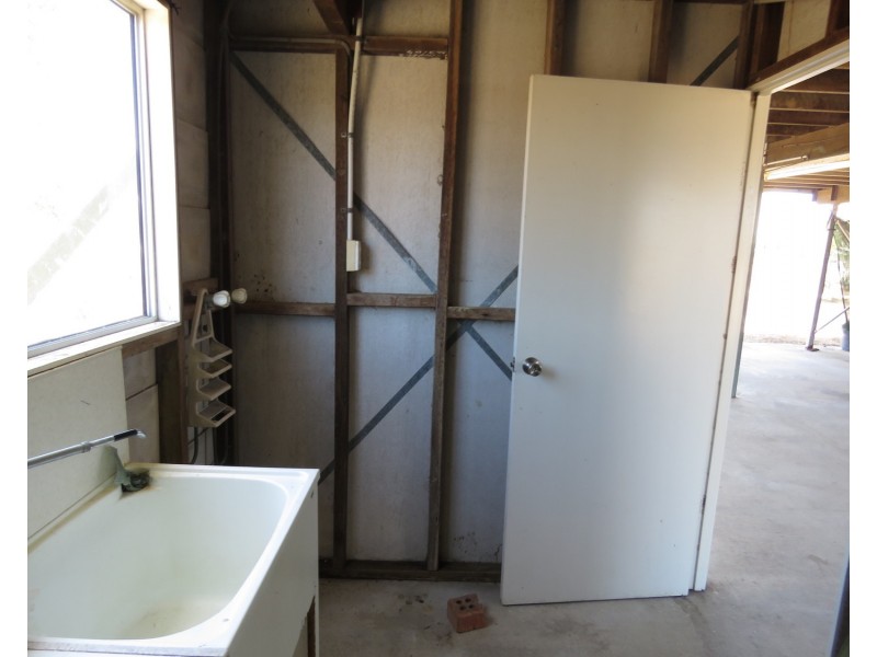 12 Betzels Lane, Bowen QLD 4805