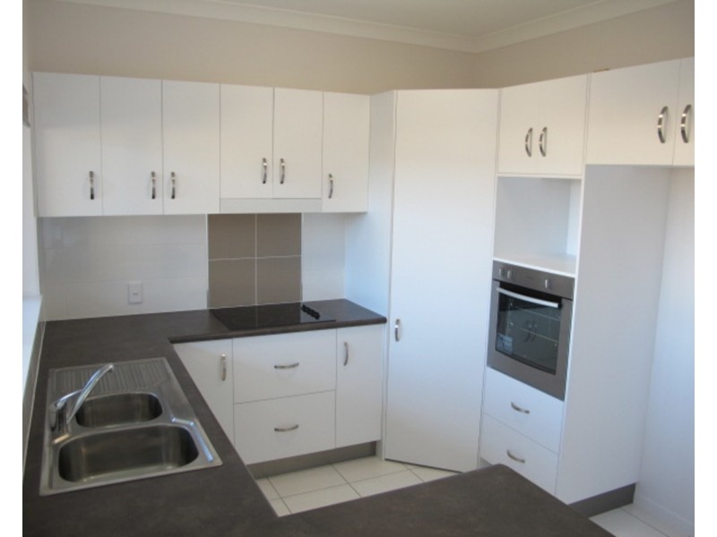 8 Pacific Drive, Bowen QLD 4805