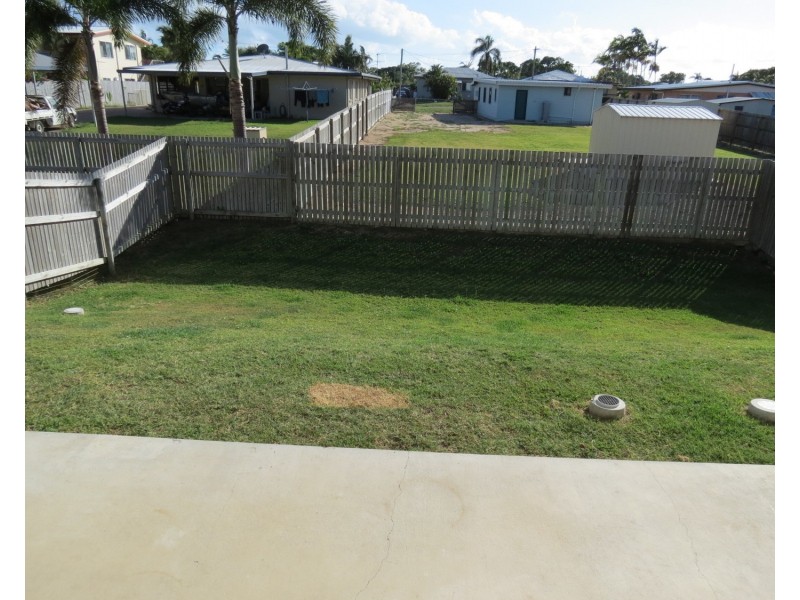 8 Pacific Drive, Bowen QLD 4805