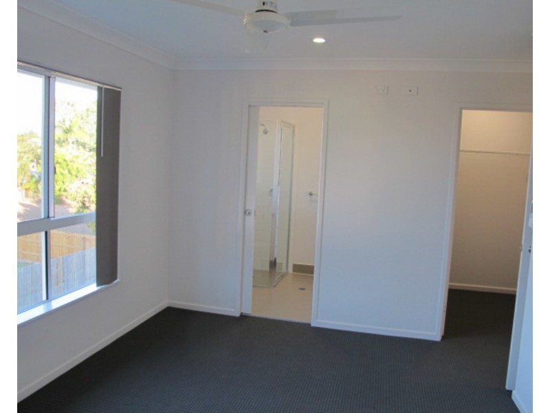 8 Pacific Drive, Bowen QLD 4805