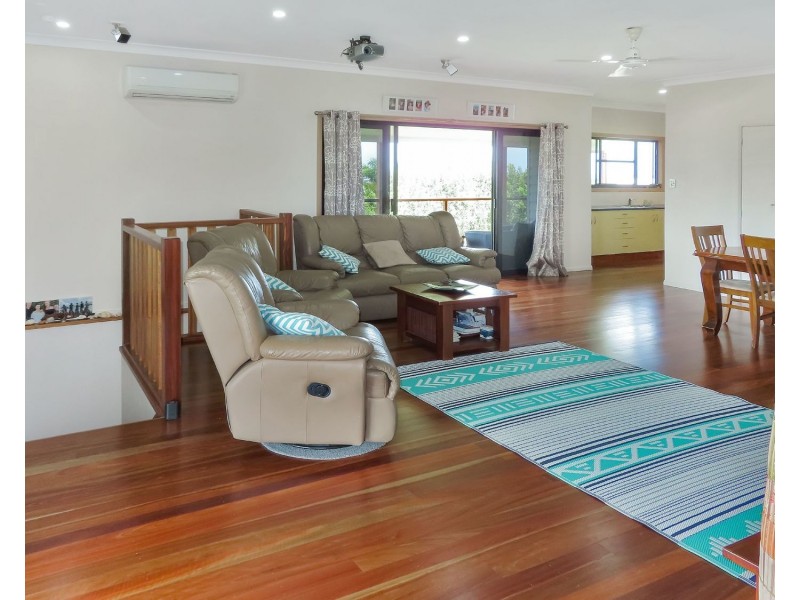 8 Pilcher Place, Bowen QLD 4805