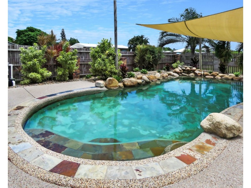 90 Gregory Street, Bowen QLD 4805