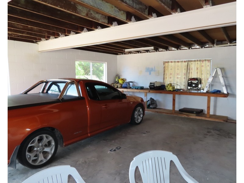 9 Brighton Road, Bowen QLD 4805