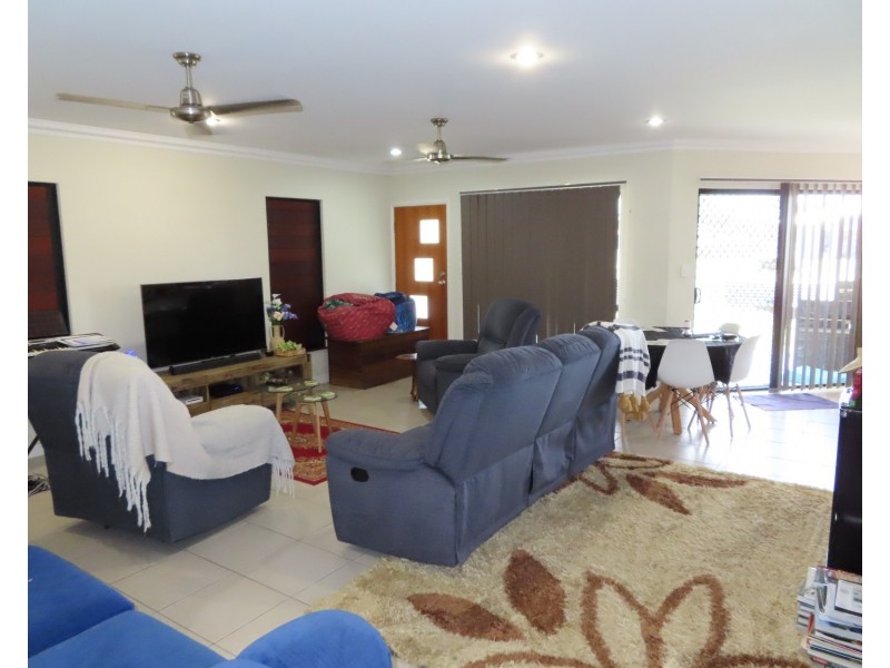 20 Matthews Street, Bowen QLD 4805