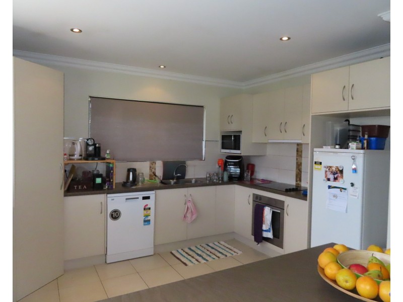 20 Matthews Street, Bowen QLD 4805