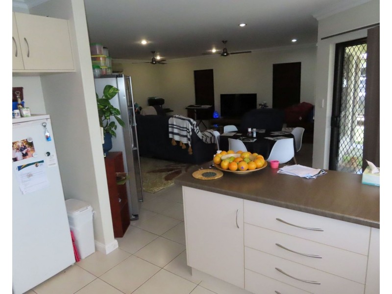 20 Matthews Street, Bowen QLD 4805