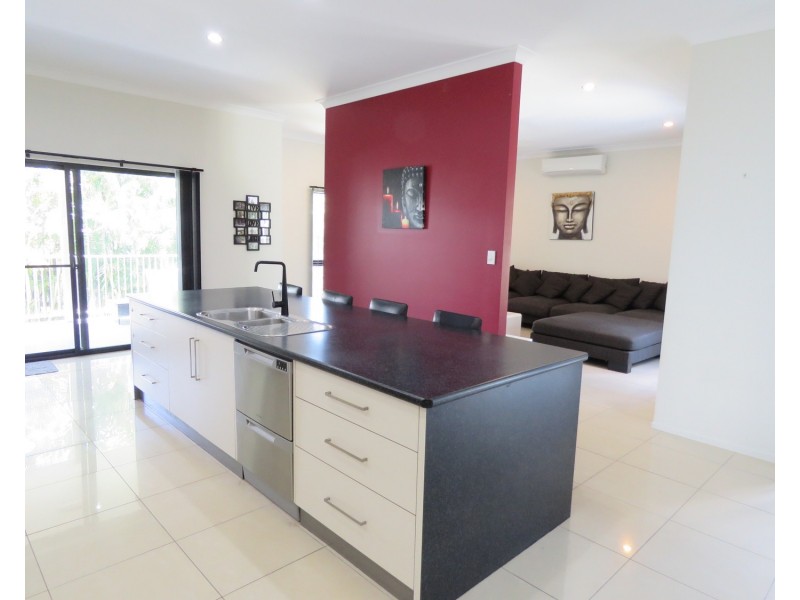 6 Allan Place, Bowen QLD 4805