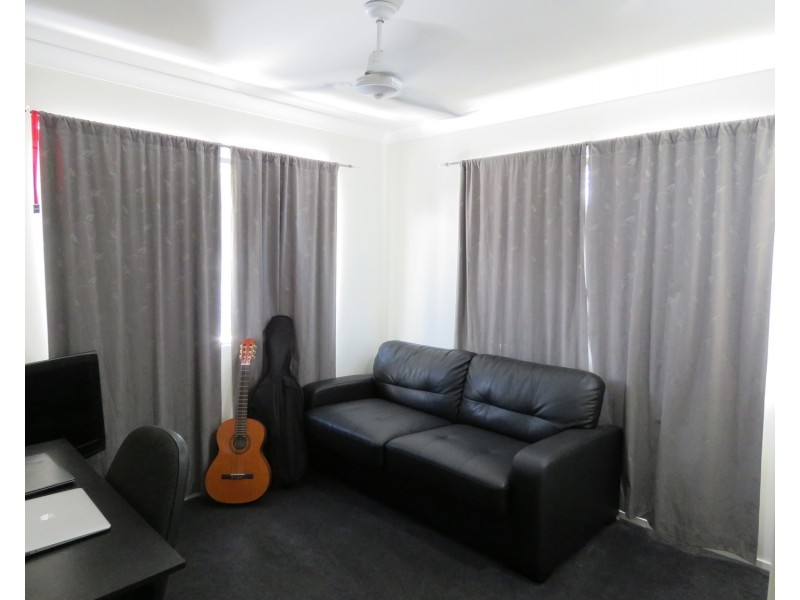 6 Allan Place, Bowen QLD 4805