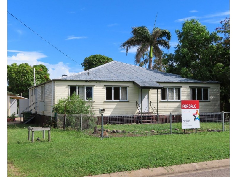 14 Livingstone Street, Bowen QLD 4805