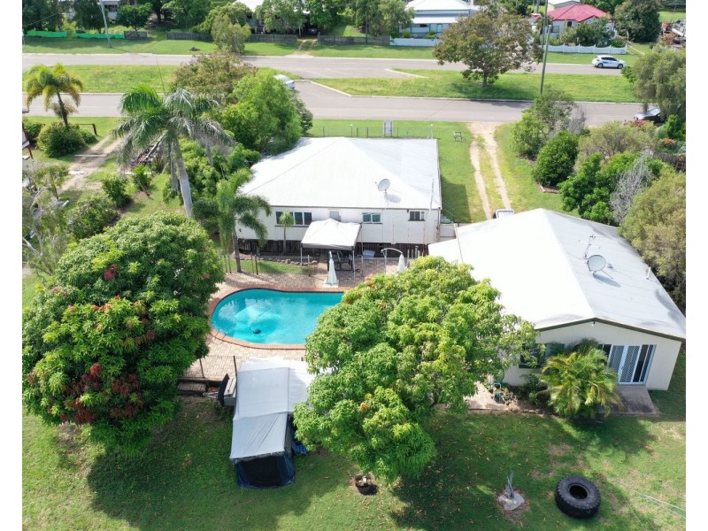 14 Livingstone Street, Bowen QLD 4805
