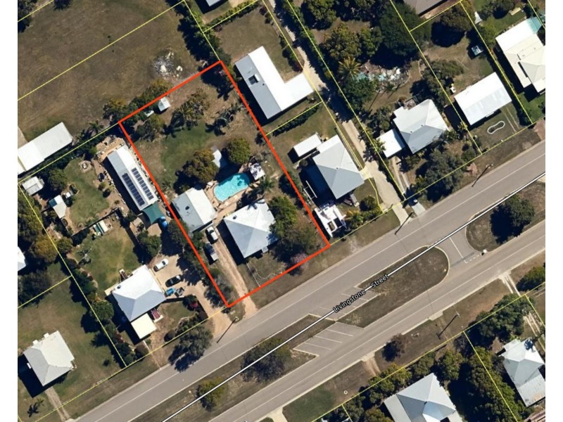 14 Livingstone Street, Bowen QLD 4805