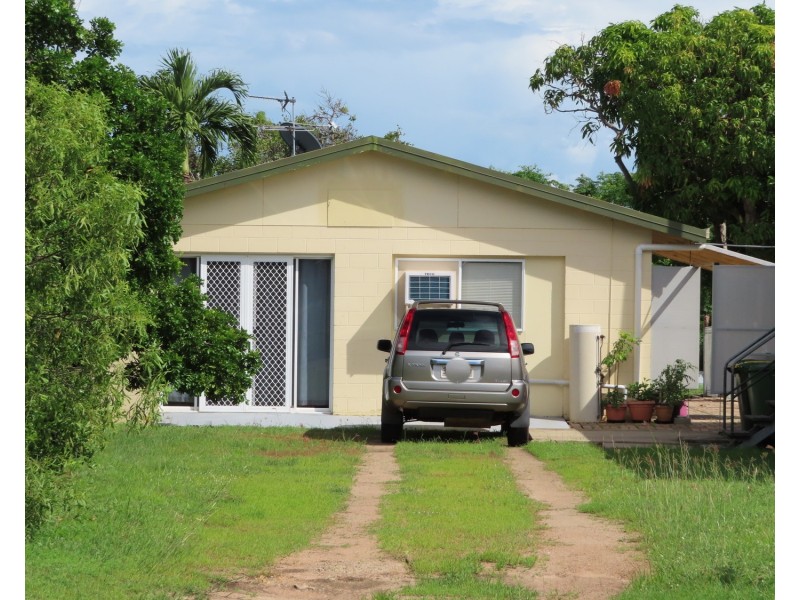 14 Livingstone Street, Bowen QLD 4805