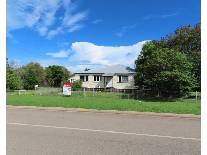 14 Livingstone Street, Bowen QLD 4805